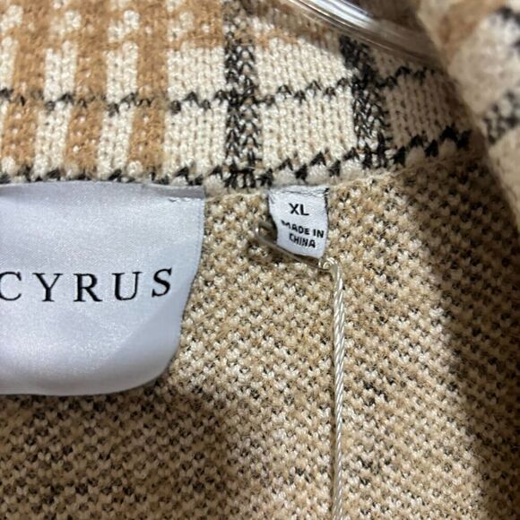 NWT Cyrus Womens Tan Beige Plaid Collared Size XL Long Sleeve Long Outwear Coat - Picture 6 of 10